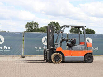 Image de ENGINS DE LEVAGE 2006 Toyota 7FBMF50