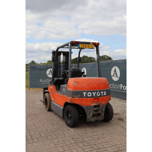 2006 Toyota 7FBMF50-48877205