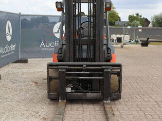 2006-toyota-7fbmf50-1480551-48877209