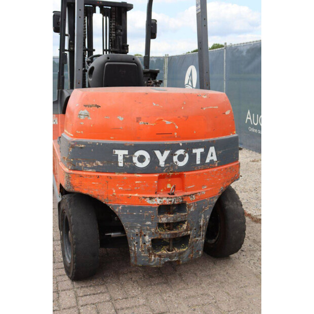 2006 Toyota 7FBMF50-48877217