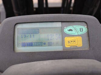 2006-toyota-7fbmf50-1480551-48877227