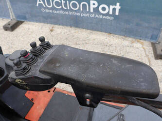 2006-toyota-7fbmf50-1480551-48877230