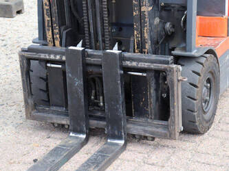 2005-toyota-7fbef15-1480552-48877247
