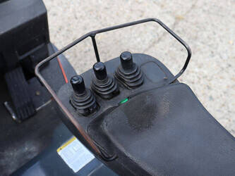 2005-toyota-7fbef15-1480552-48877266