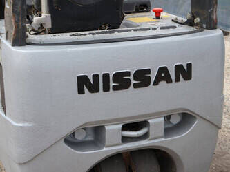 2011-nissan-1n1l18q-1480561-48877577