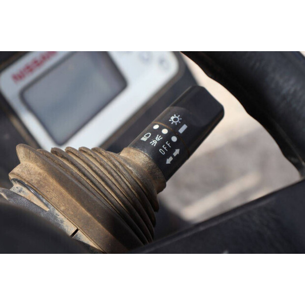 2011 NISSAN 1N1L18Q-48877587