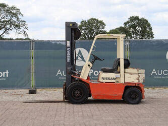 nissan-pf02a200-48877690