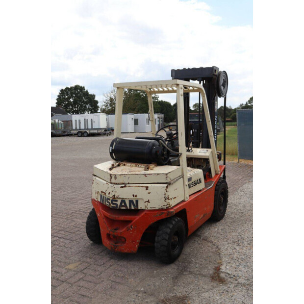 NISSAN PF02A200-48877694
