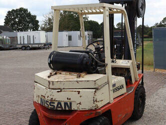nissan-pf02a200-48877694