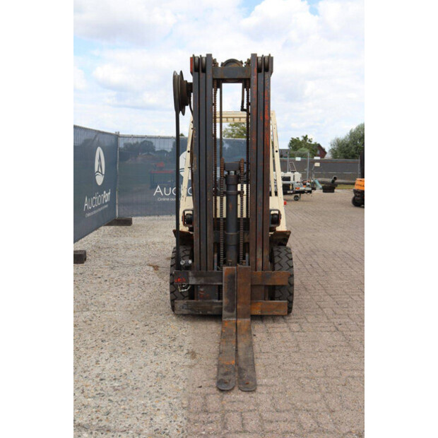 NISSAN PF02A200-48877696