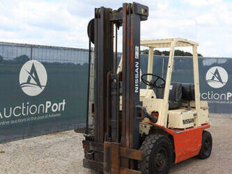 nissan-pf02a200-48877697