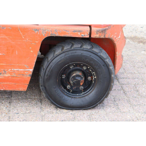 NISSAN PF02A200-48877702