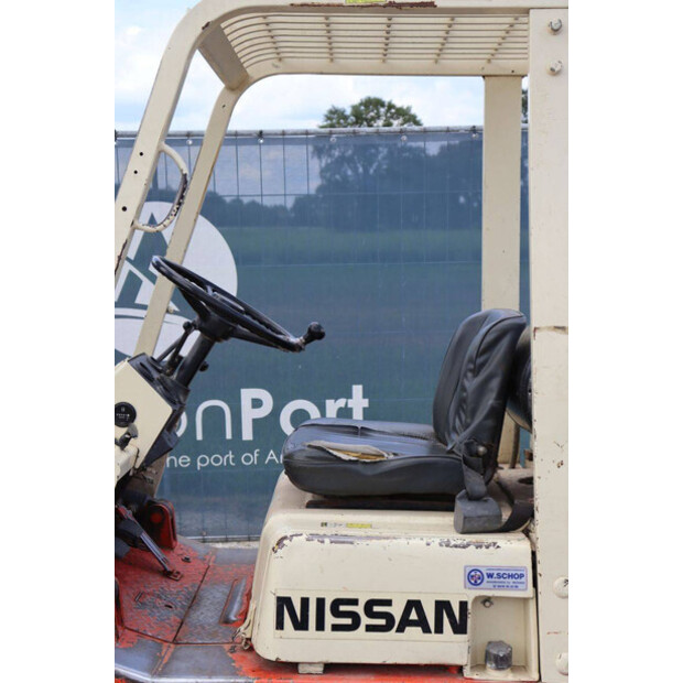 NISSAN PF02A200-48877709