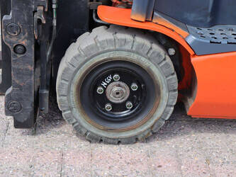 2021-toyota-8fbe18t-13475-48877775