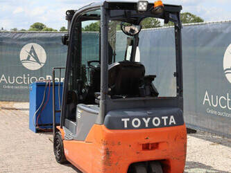 2014-toyota-8fbft16-48877807
