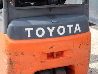 2014-toyota-8fbft16-48877819