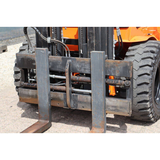 2012 Mast Explorer H30DSI 2WD-48877936