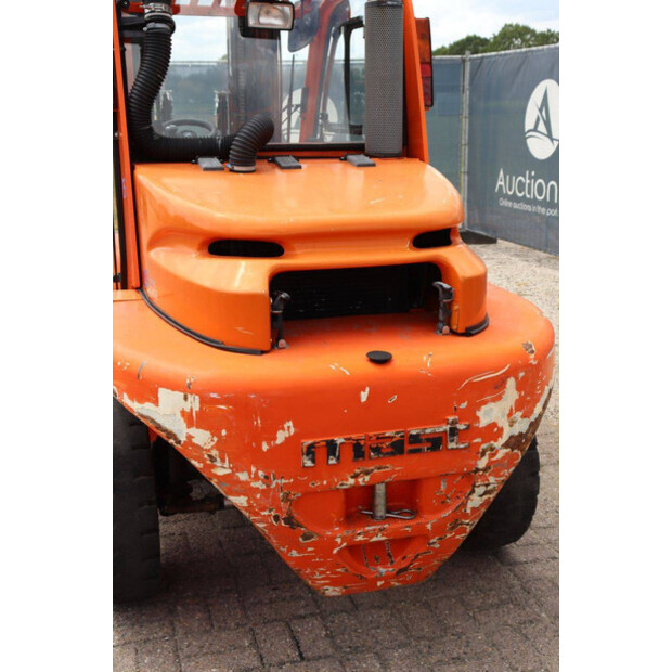 2012 Mast Explorer H30DSI 2WD-48877940
