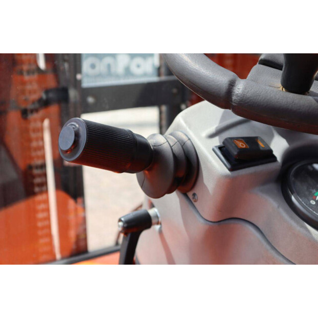 2012 Mast Explorer H30DSI 2WD-48877948
