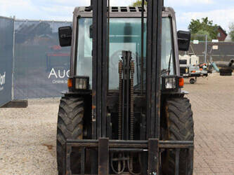 2005-manitou-mh25-4t-1480572-48877968