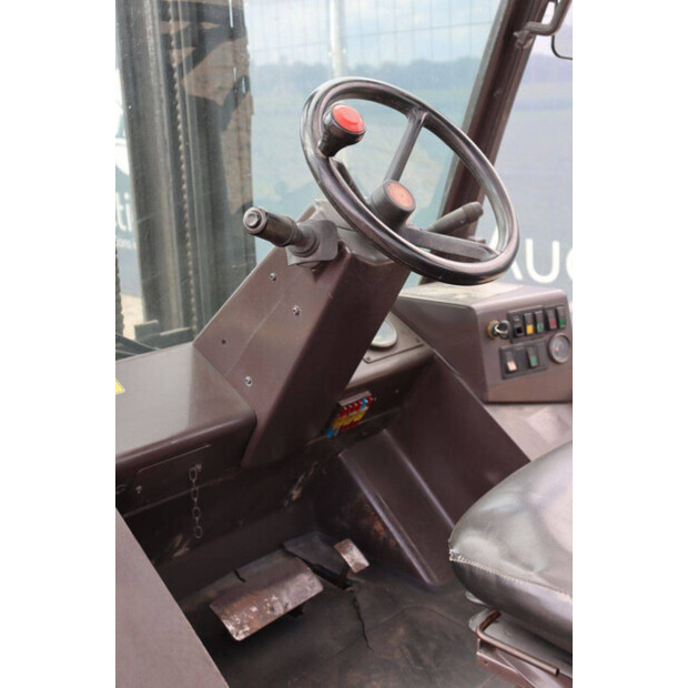 2005 Manitou MH25-4T-48877980