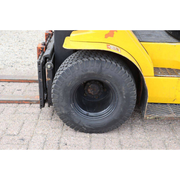2011 بي إس بي G12-48878038