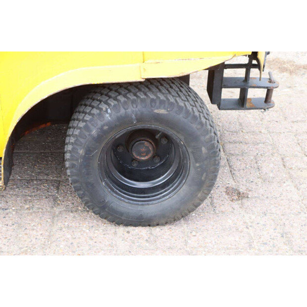 2011 بي إس بي G12-48878039