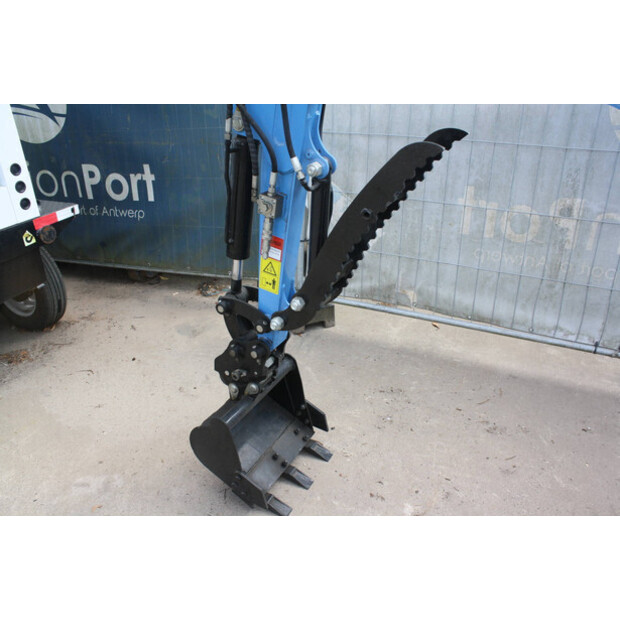2026 Crawler CK18-48878369