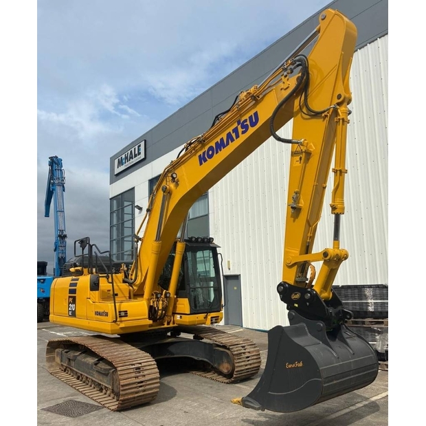2021 Komatsu PC210LC-11-48880855