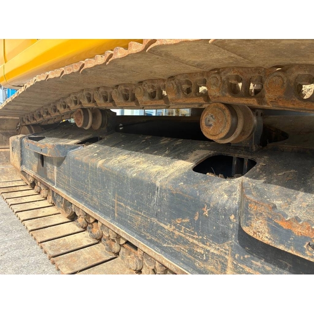 2021 Komatsu PC210LC-11-48880865
