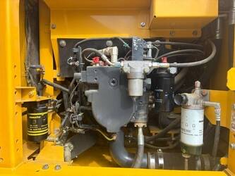 2021-komatsu-pc210lc-11-1480691-48880870
