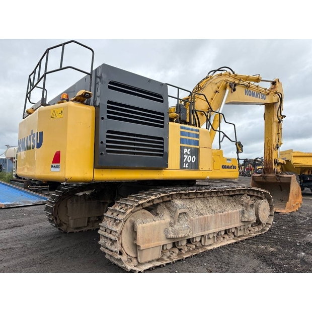 2019 Komatsu PC700LC-11-48880877