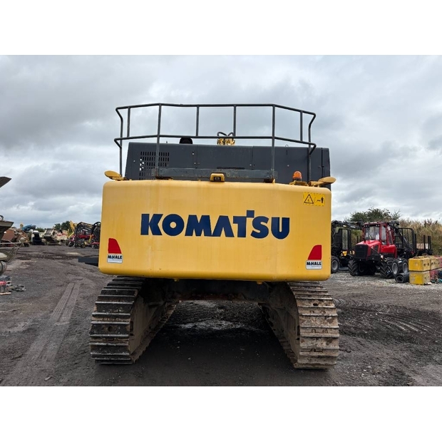 2019 Komatsu PC700LC-11-48880878