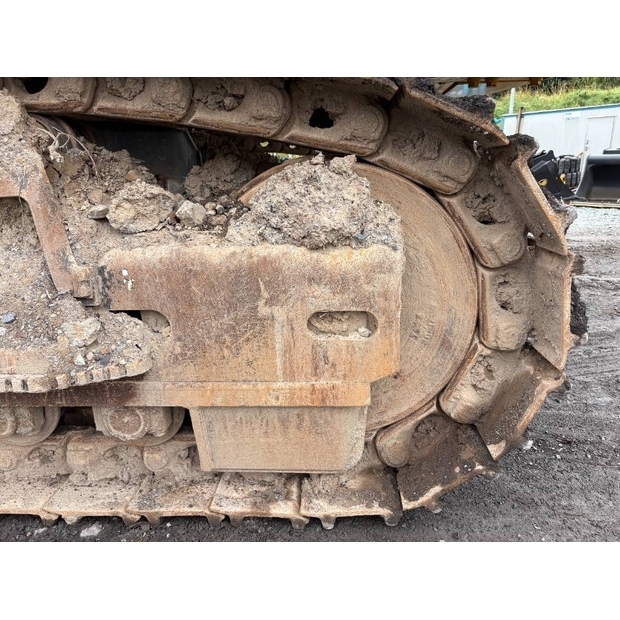 2019 Komatsu PC700LC-11-48880880
