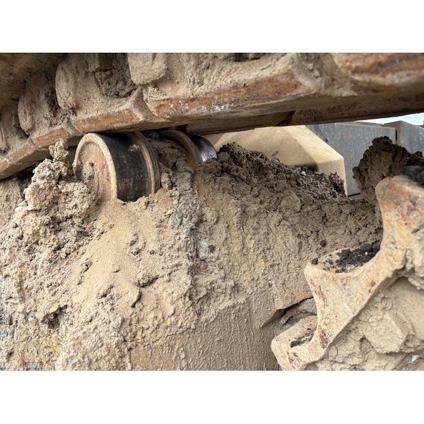2019 Komatsu PC700LC-11-48880888