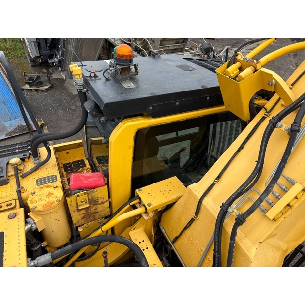 2019 Komatsu PC700LC-11-48880890