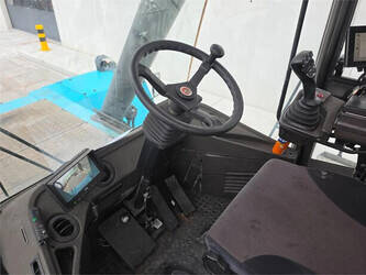 2016-konecranes-smv-4531-tc5-1480727-48882654