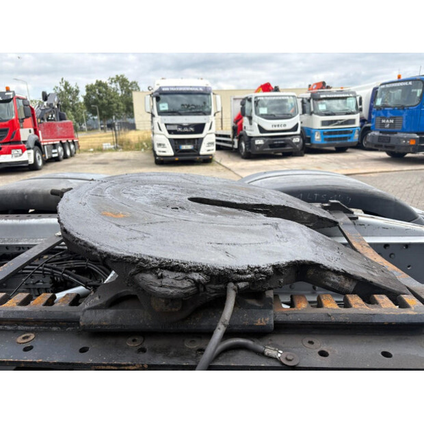 2011 MAN TGS-48882737