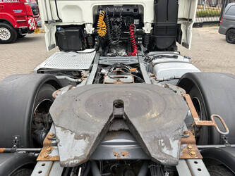 2014-daf-xf460-1480732-48882777