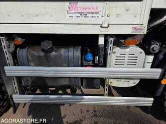 2011-iveco-150e25-48884801