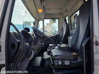 2011-iveco-150e25-48884816