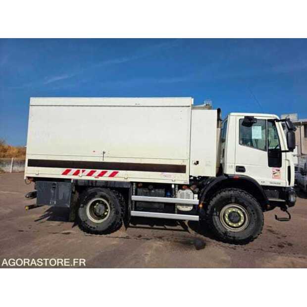 2011 ايفكو 150E25-48884831