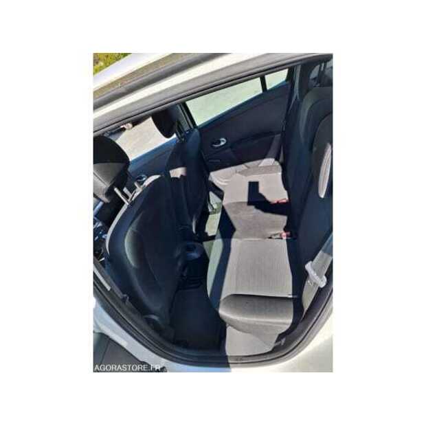 2012 Renault Clio-48885671