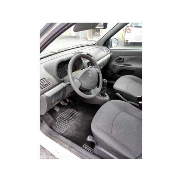2009 Renault Clio-48885685