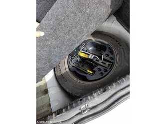 2009-renault-clio-1480759-48885686