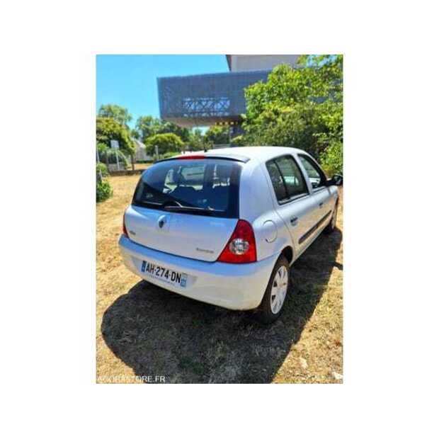 2009 Renault Clio-48885705