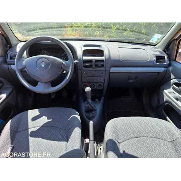 2009 Renault Clio-48885712