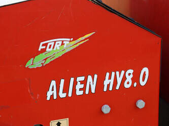 2008-alien-hy-8-0-48887857
