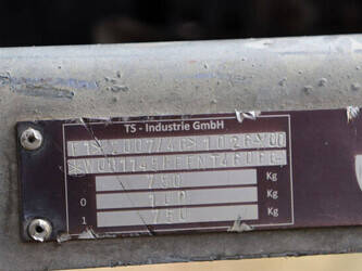 2014-ts-industrie-150m-48888011