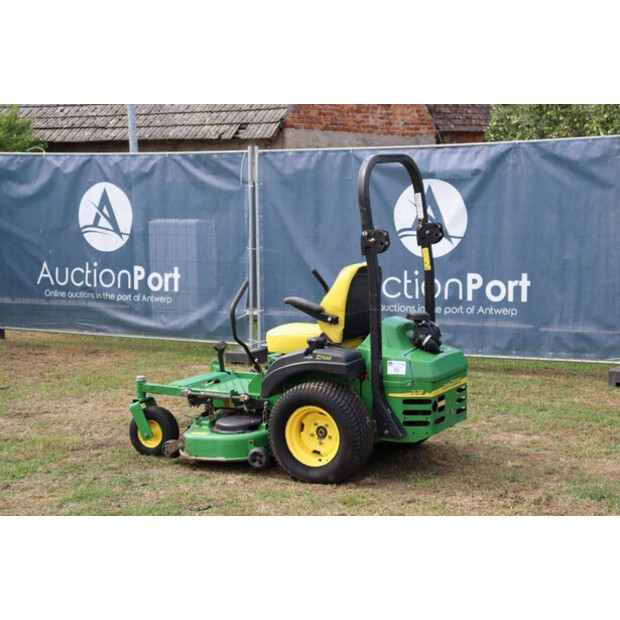 JOHN DEERE ZTRAK 717E-48888068